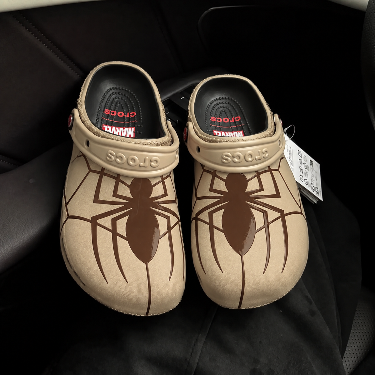 Crocs Spiderman™ Beige Classic Clog
